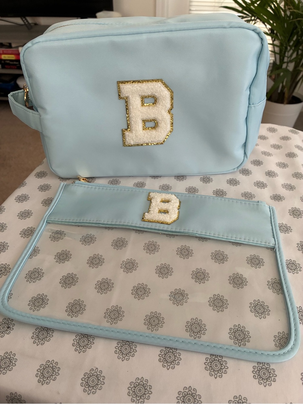 Yogorun Light Blue Cosmetic Travel Bags with 'B' Accent